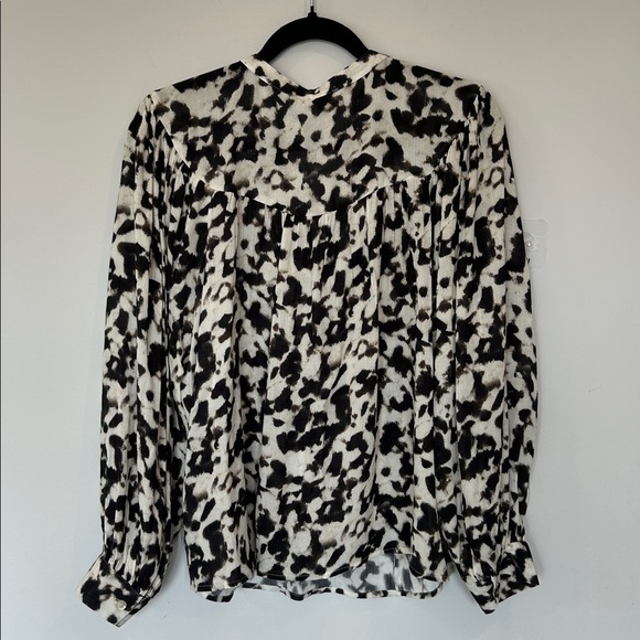 Rails Fable Popover top Blurred Cheetah - Picture 8 of 9